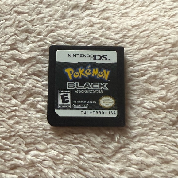 pokemon card game nintendo ds Pokemon SoulSilver for Nintendo DS main image 1